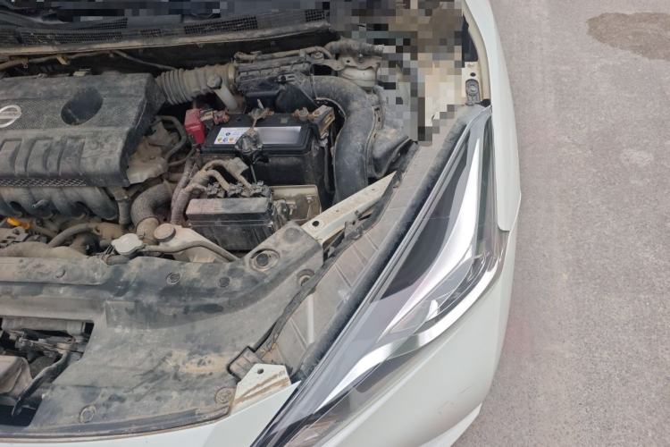 Used Nissan Lannia 2016 1.6L CVT Cool Edition Engine Bay Left