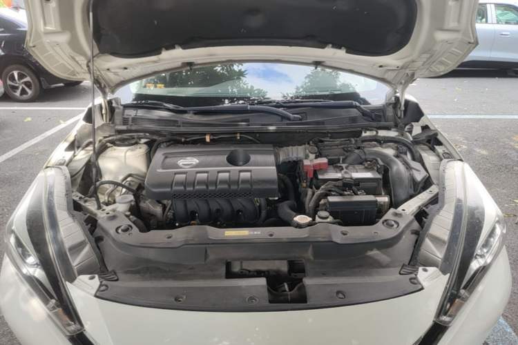 Used Nissan Lannia 2016 1.6L CVT Smart Cool Edition Engine Bay
