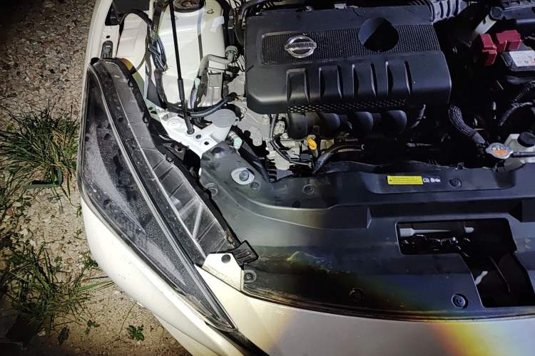 Used Nissan Lannia 2016 1.6L CVT Smart Cool Edition Engine Bay Right