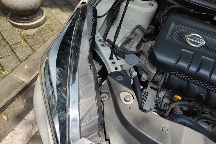 Used Nissan Lannia 2016 1.6L CVT Smart Cool Edition Engine Bay Right