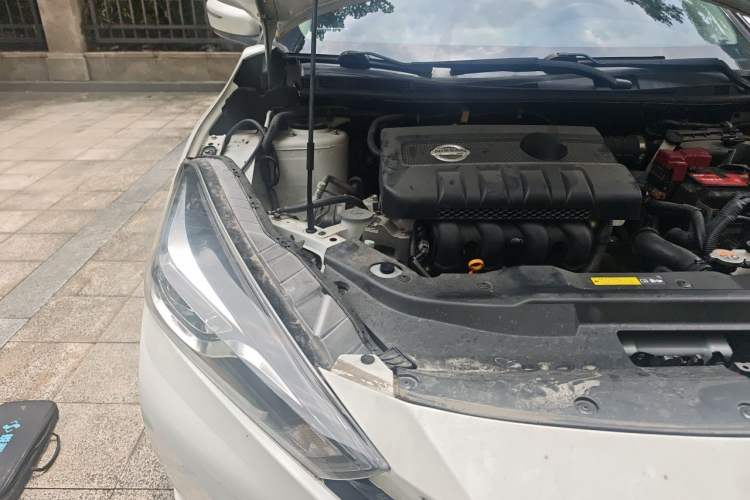 Used Nissan Lannia 2016 1.6L CVT Smart Cool Edition Engine Bay Right