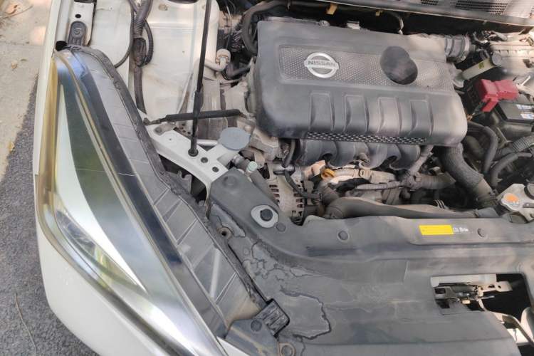 Used Nissan Lannia 2016 1.6L CVT Smart Cool Edition Engine Bay Right