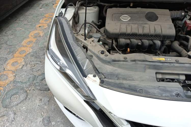 Used Nissan Lannia 2016 1.6L CVT Cool Edition Engine Bay Right