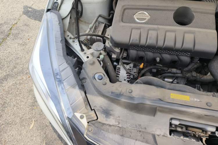 Used Nissan Lannia 2016 1.6L CVT Cool Edition Engine Bay Right