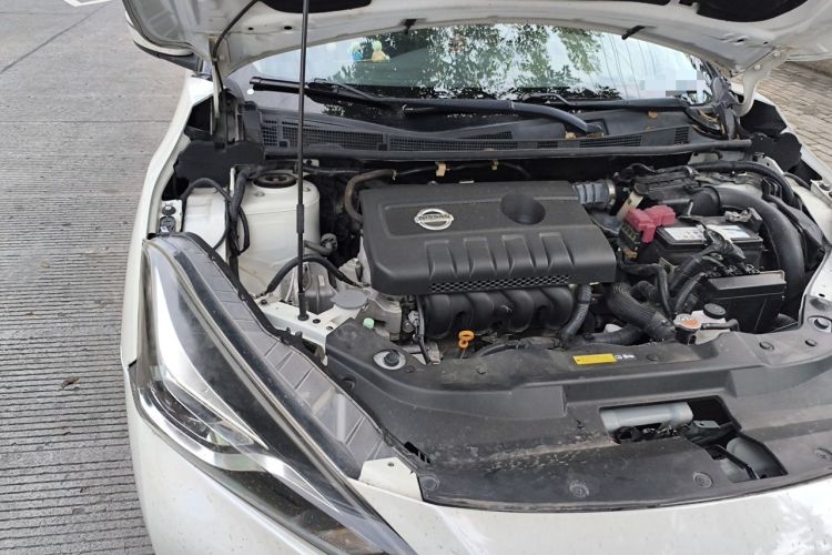 Used Nissan Lannia 2016 1.6L CVT Smart Cool Edition Engine Bay Right