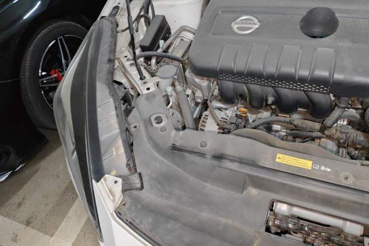 Used Nissan Lannia 2016 1.6L CVT Smart Edition Engine Bay Right
