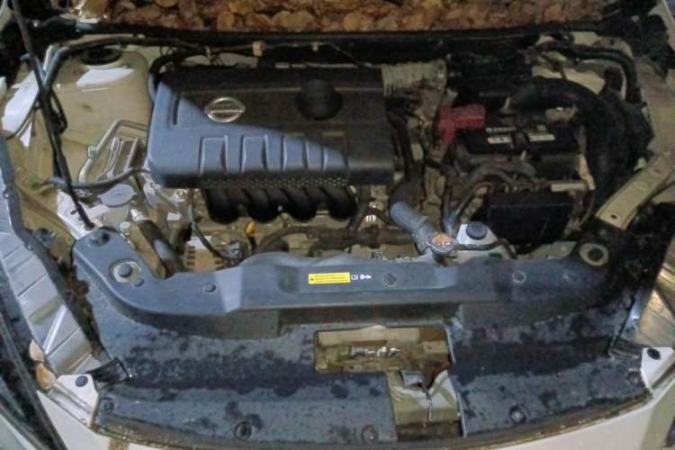 Used Nissan Lannia 2016 1.6L Manual Cool Edition Engine Bay Right