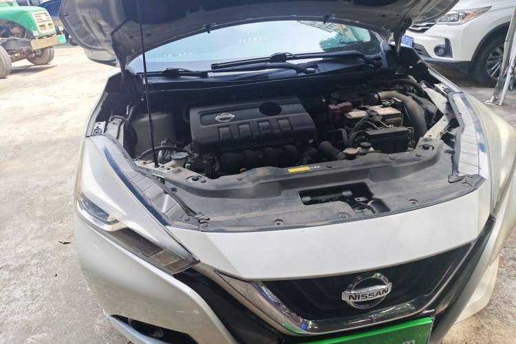 Used Nissan Lannia 2016 1.6L CVT Smart Cool Edition Engine Bay Right