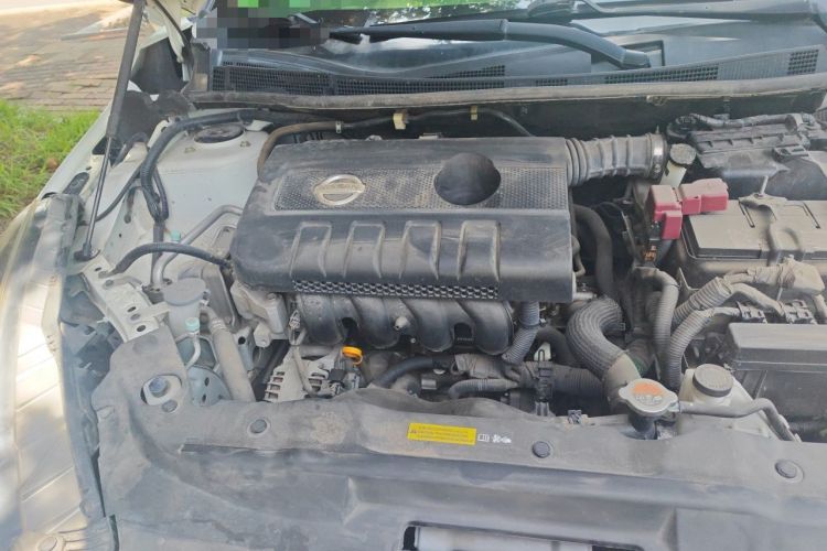 Used Nissan Lannia 2016 1.6L CVT Cool Edition Engine Bay Right