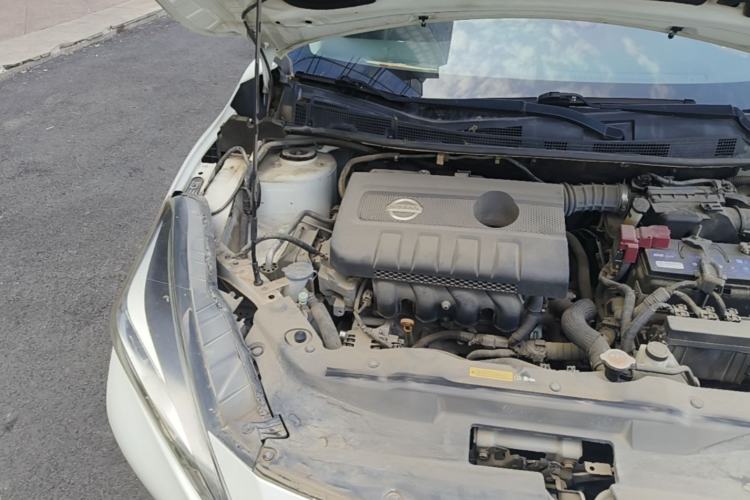 Used Nissan Lannia 2016 1.6L CVT Cool Edition Engine Bay Right