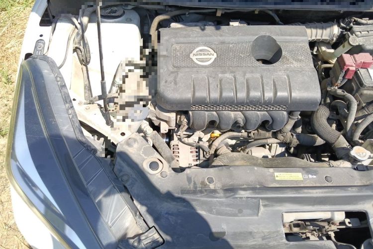 Used Nissan Lannia 2016 1.6L CVT Cool Edition Engine Bay Right