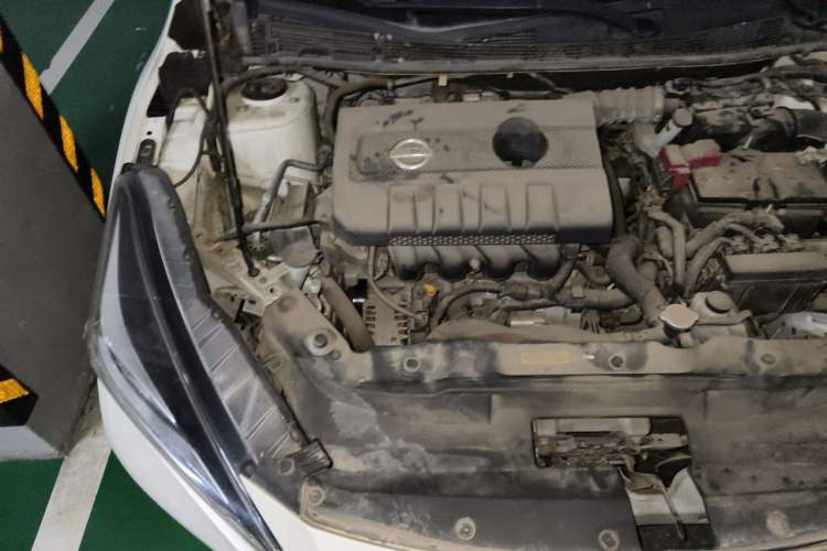 Used Nissan Lannia 2016 1.6L Manual Cool Edition Engine Bay Right