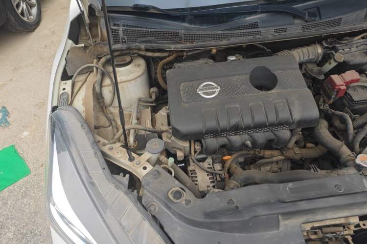 Used Nissan Lannia 2016 1.6L CVT Smart Cool Edition Engine Bay Right
