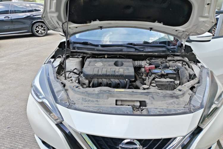 Used Nissan Lannia 2016 1.6L CVT Cool Edition Engine Bay Right