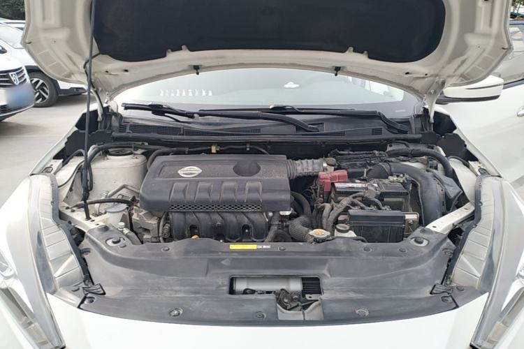 Used Nissan Lannia 2016 1.6L CVT Cool Edition Engine Bay