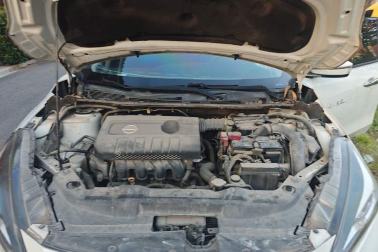 Used Nissan Lannia 2016 1.6L CVT Smart Cool Edition Engine Bay