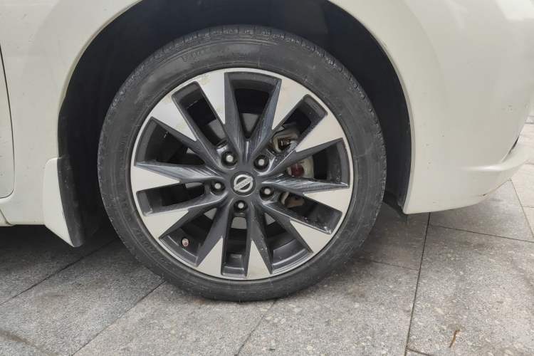 Used Nissan Lannia 2016 1.6L CVT Smart Cool Edition Exterior 1
