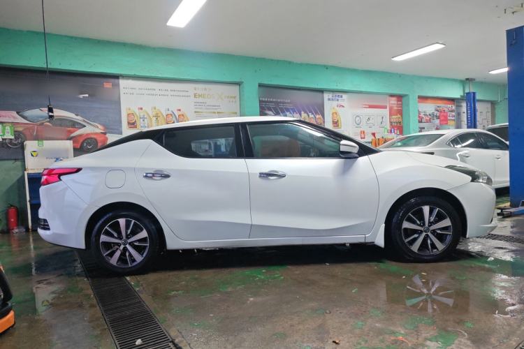 Used Nissan Lannia 2016 1.6L CVT Cool Edition Exterior 2
