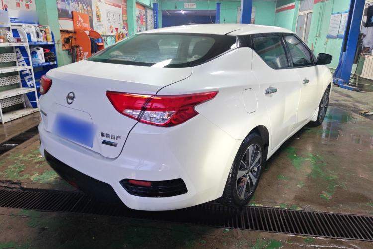 Used Nissan Lannia 2016 1.6L CVT Cool Edition Exterior 3