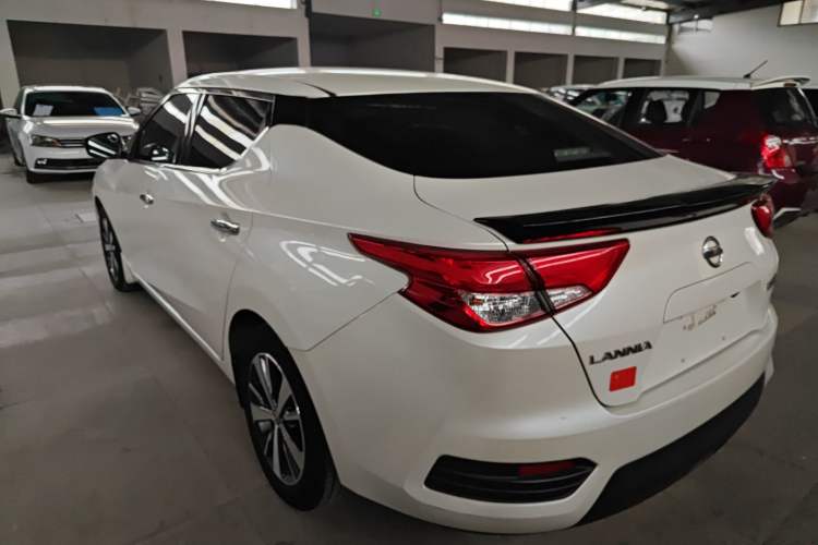 Used Nissan Lannia 2016 1.6L Manual Cool Edition Exterior 3