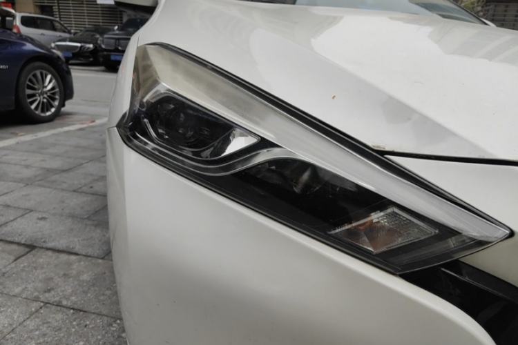 Used Nissan Lannia 2016 1.6L CVT Smart Cool Edition Exterior 3
