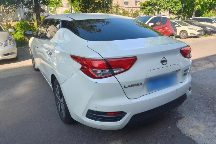 Used Nissan Lannia 2016 1.6L CVT Cool Edition Exterior 3