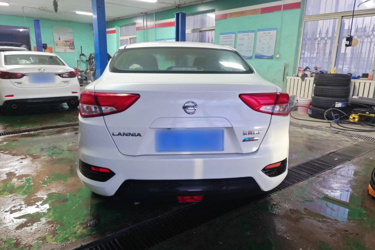 Used Nissan Lannia 2016 1.6L CVT Cool Edition Exterior 4