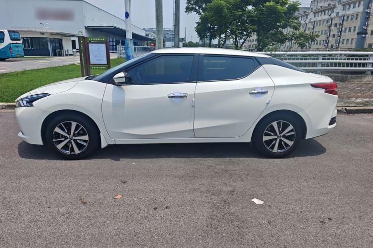 Used Nissan Lannia 2016 1.6L CVT Cool Edition Exterior 5