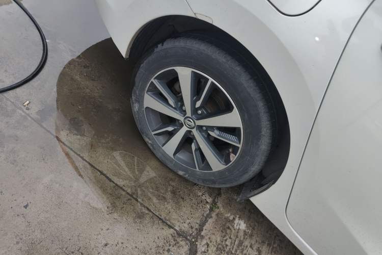 Used Nissan Lannia 2016 1.6L CVT Cool Edition Exterior 5