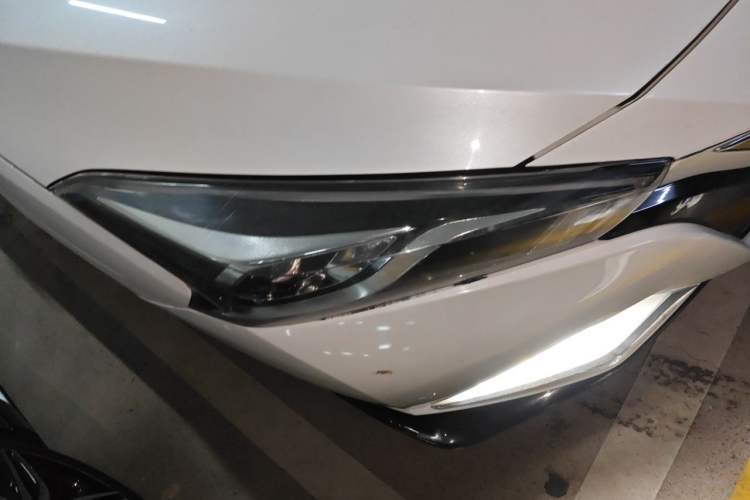 Used Nissan Lannia 2016 1.6L CVT Smart Edition Exterior 6