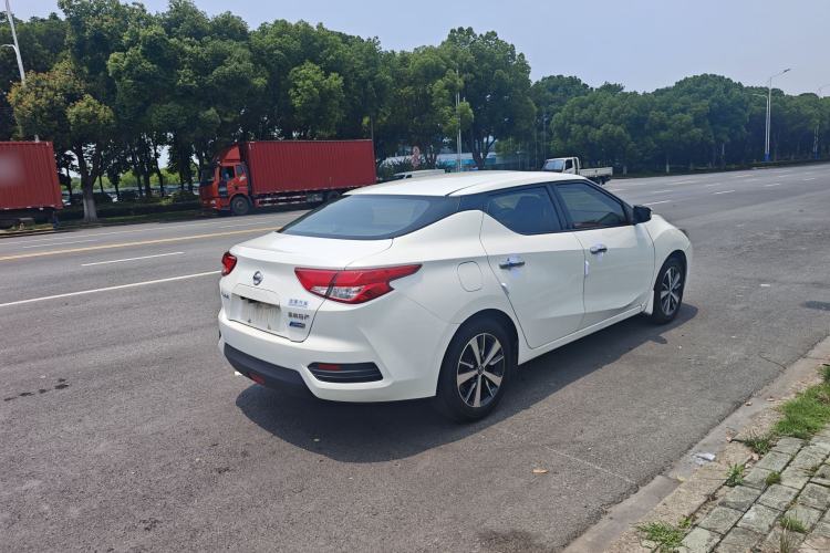 Used Nissan Lannia 2016 1.6L CVT Cool Edition Exterior 8