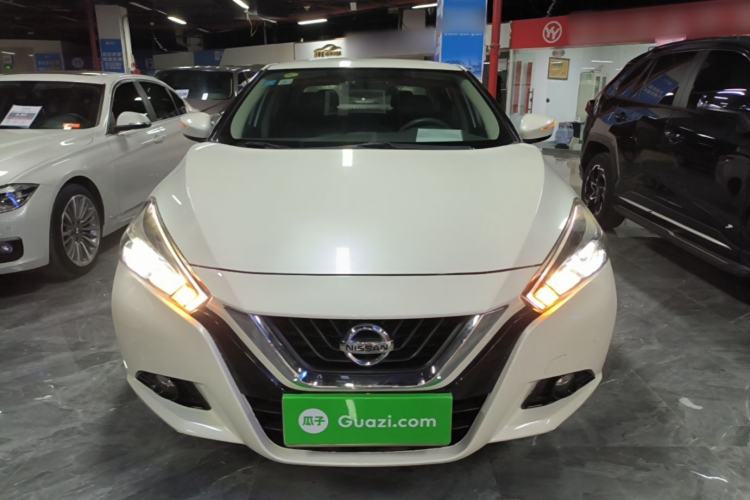 Used Nissan Lannia 2016 1.6L CVT Cool Edition Front