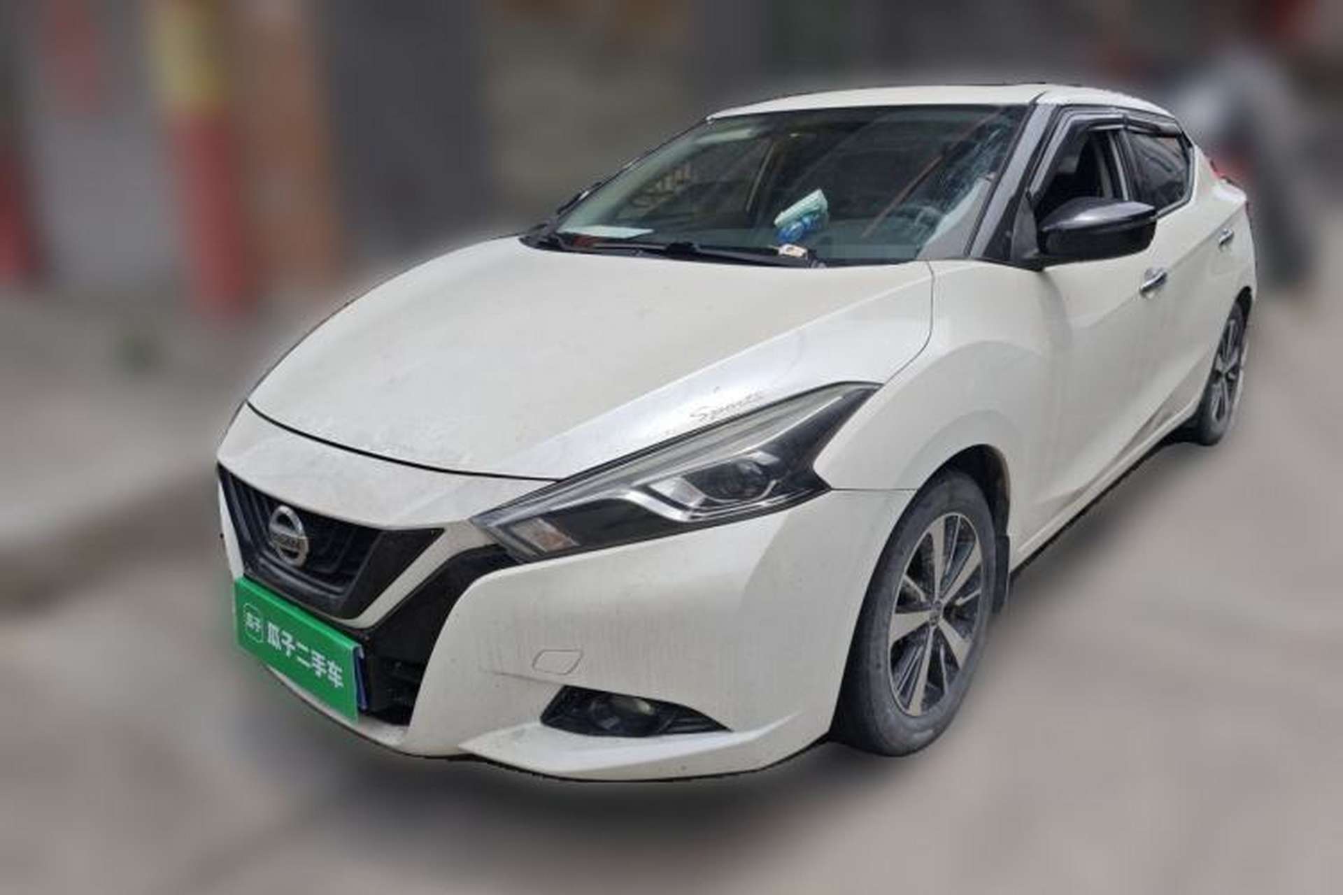 Used Nissan Lannia 2016 1.6L CVT Cool Edition Front Left 45 Deg