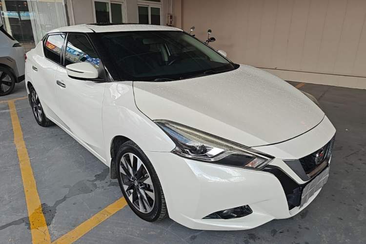 Used Nissan Lannia 2016 1.6L CVT Smart Cool Edition Front Right 45 Deg