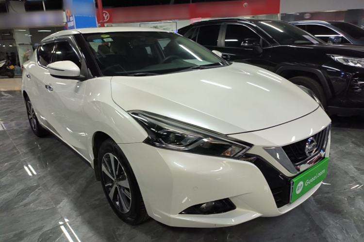 Used Nissan Lannia 2016 1.6L CVT Cool Edition Front Right 45 Deg