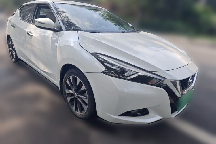 Used Nissan Lannia 2016 1.6L CVT Smart Cool Edition Front Right 45 Deg