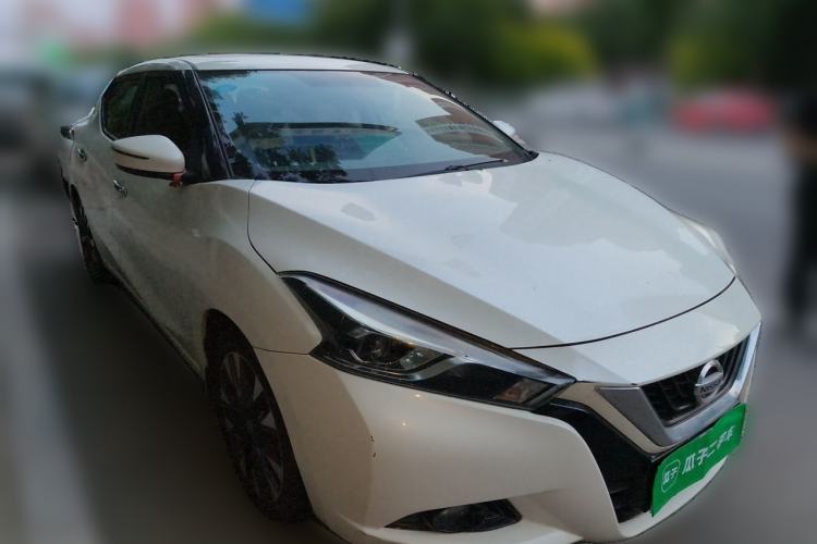 Used Nissan Lannia 2016 1.6L CVT Smart Cool Edition Front Right 45 Deg