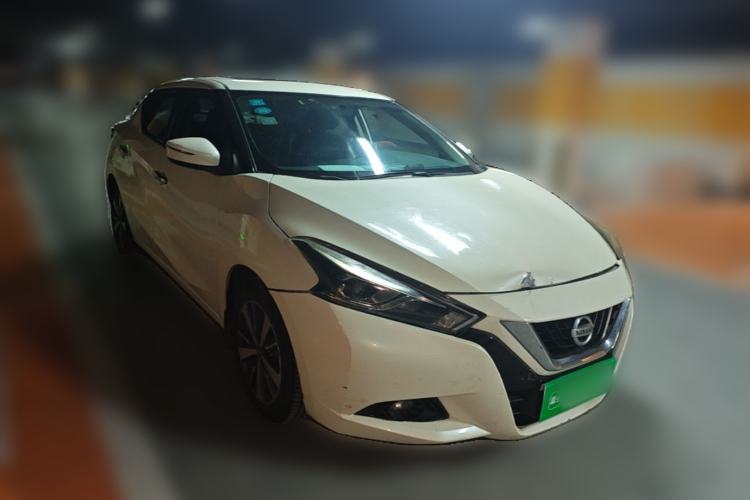 Used Nissan Lannia 2016 1.6L CVT Cool Edition Front Right 45 Deg