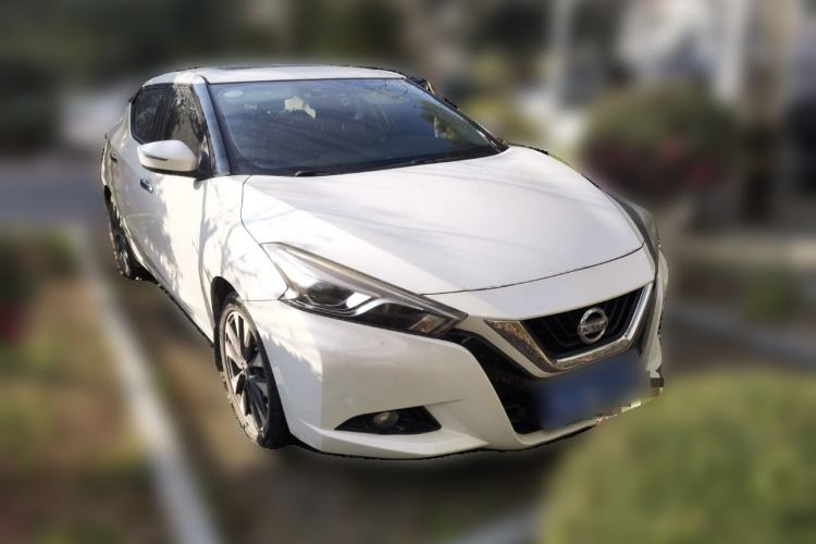 Used Nissan Lannia 2016 1.6L CVT Smart Cool Edition Front Right 45 Deg