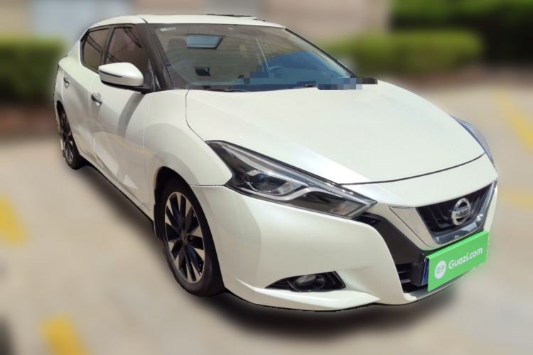 Used Nissan Lannia 2016 1.6L CVT Smart Cool Edition Front Right 45 Deg