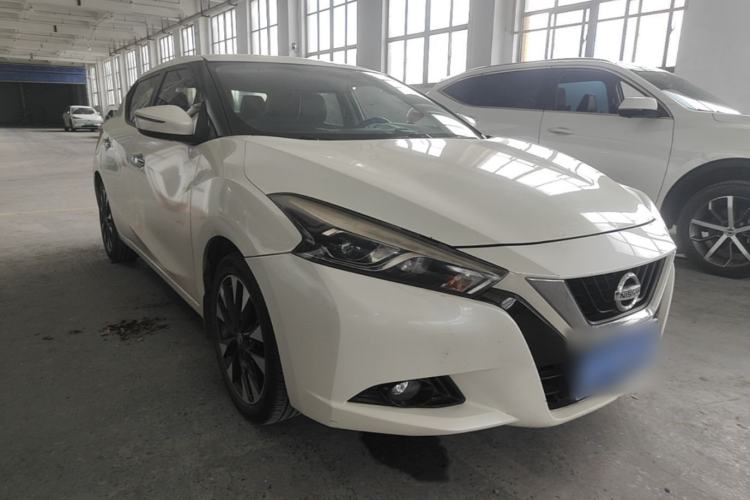 Used Nissan Lannia 2016 1.6L CVT Smart Cool Edition Front Right 45 Deg