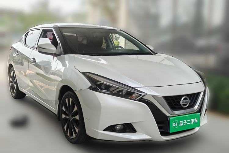 Used Nissan Lannia 2016 1.6L CVT Smart Cool Edition Front Right 45 Deg