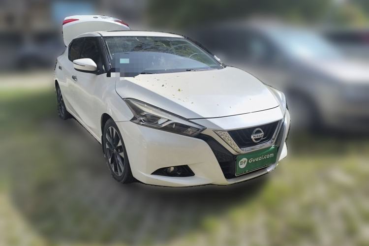 Used Nissan Lannia 2016 1.6L CVT Smart Cool Edition Front Right 45 Deg
