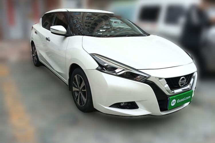 Used Nissan Lannia 2016 1.6L CVT Cool Edition Front Right 45 Deg