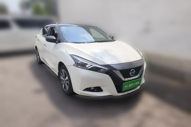 Used Nissan Lannia 2016 1.6L CVT Cool Edition Front Right 45 Deg