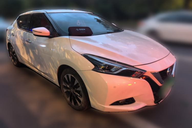 Used Nissan Lannia 2016 1.6L CVT Smart Cool Edition Front Right 45 Deg