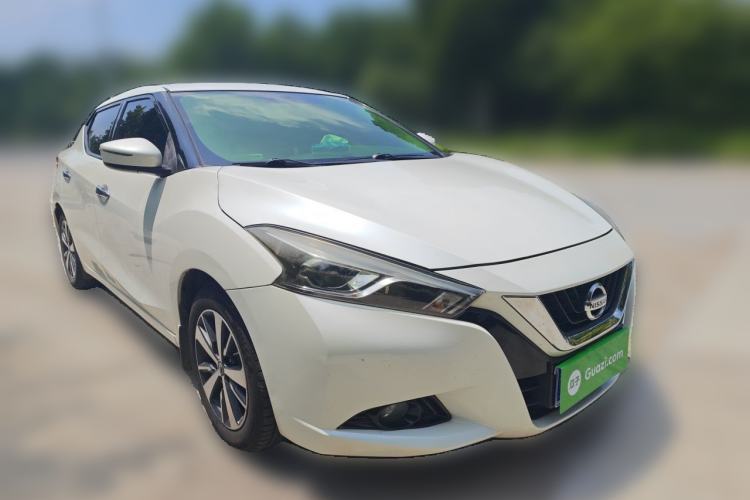 Used Nissan Lannia 2016 1.6L CVT Cool Edition Front Right 45 Deg
