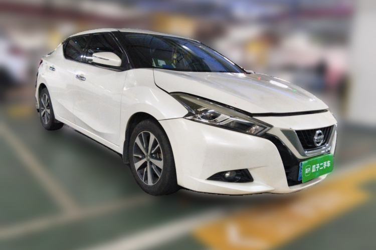 Used Nissan Lannia 2016 1.6L CVT Cool Edition Front Right 45 Deg