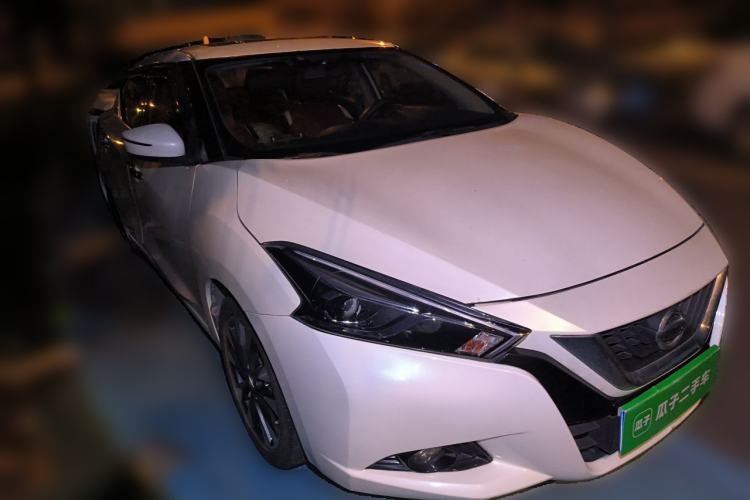 Used Nissan Lannia 2016 1.6L CVT Smart Cool Edition Front Right 45 Deg