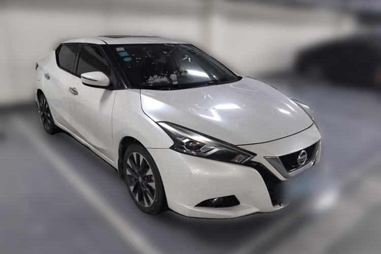 Used Nissan Lannia 2016 1.6L CVT Smart Cool Edition Front Right 45 Deg